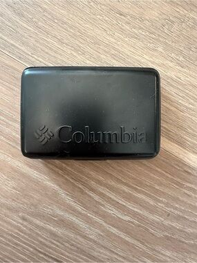 Columbia Black Hard Shell Card Case